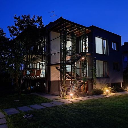 Vila Vekose - Apartman S Terasou A Zahradou Градець-Кралове Екстер'єр фото